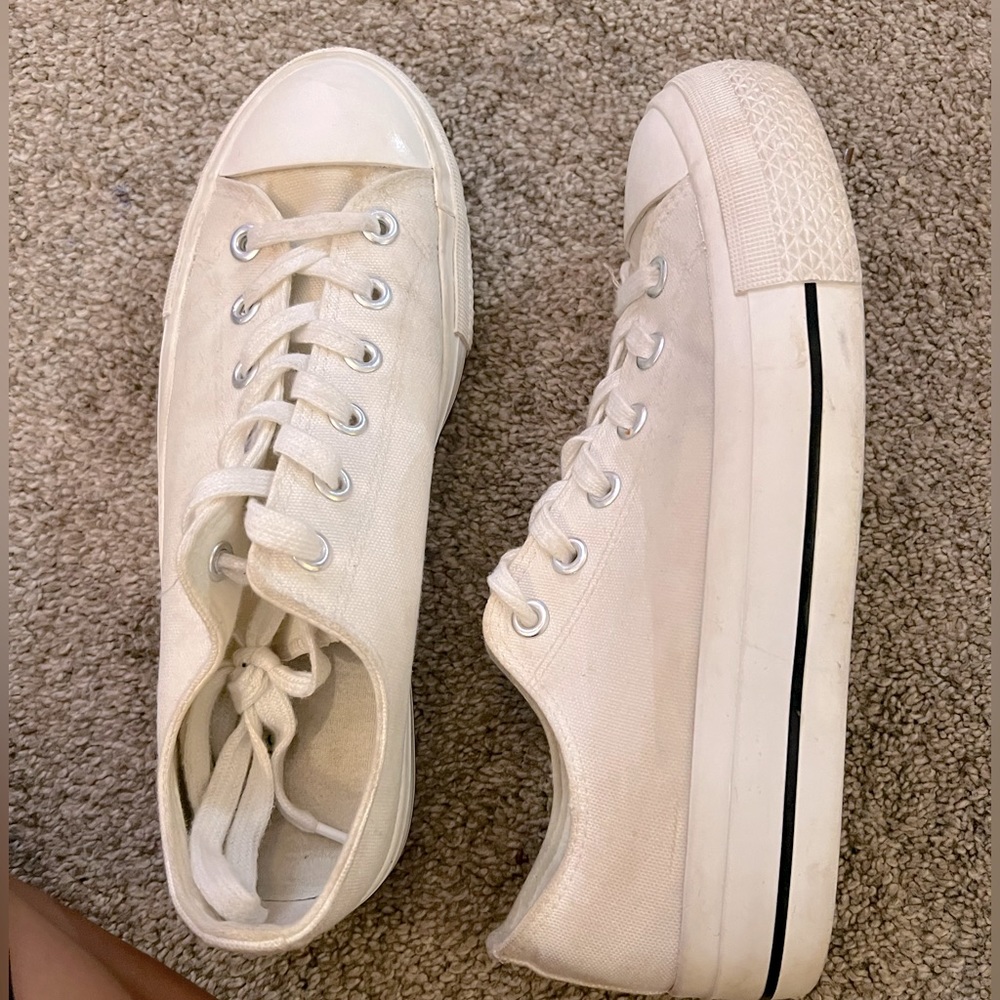 shoes, size 8.5, white worn barley
